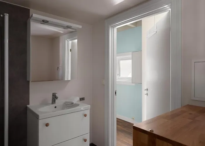 Unique In Stavangers Sentral Square