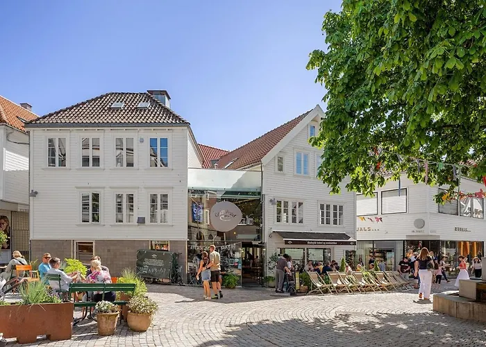 Appartement Unique In Stavangers Sentral Square
